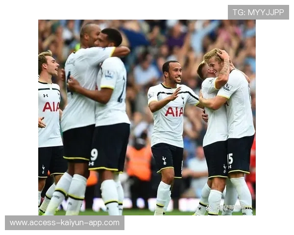 前热刺铁卫全面开花：职业生涯转型为文艺全能者，前热刺球员